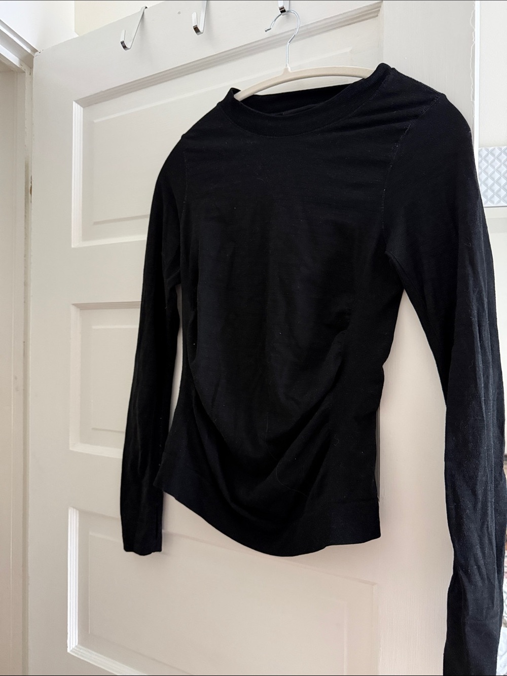 Athleta Black Long-Sleeve Crewneck Top
